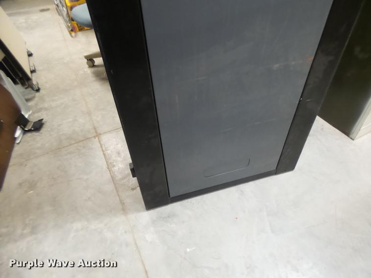 image for item DF9312 Office equipment and furniture