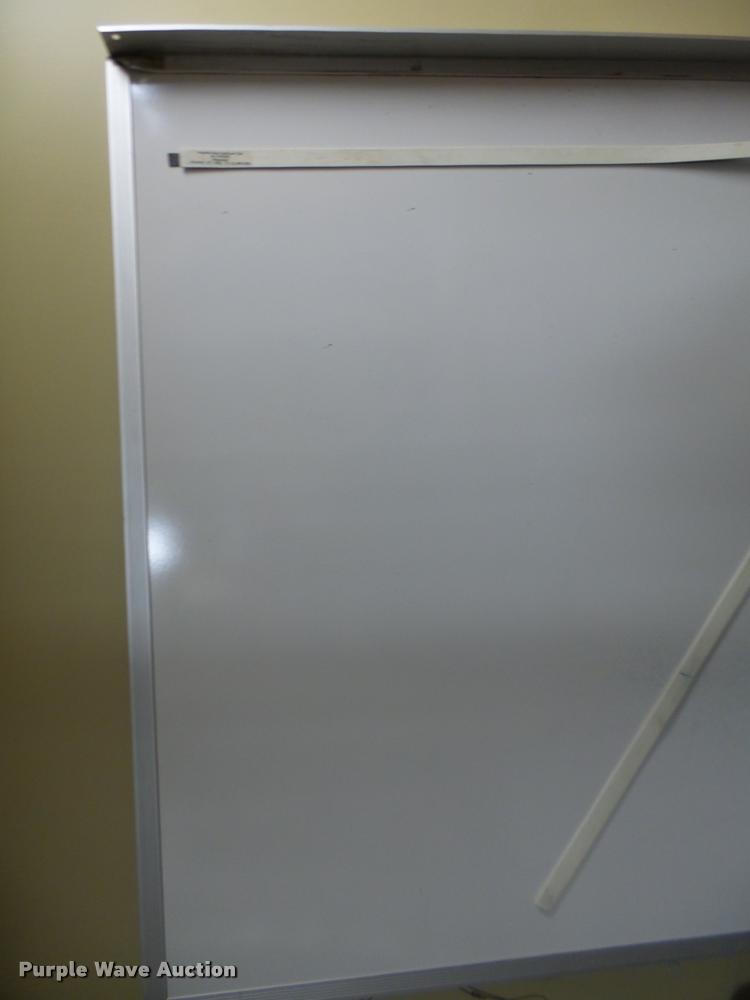 image for item DF9312 Office equipment and furniture