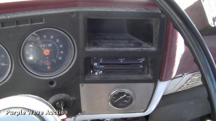 image for item DK9674 1980 GMC truck cab and chassis