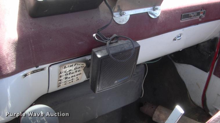 image for item DK9674 1980 GMC truck cab and chassis