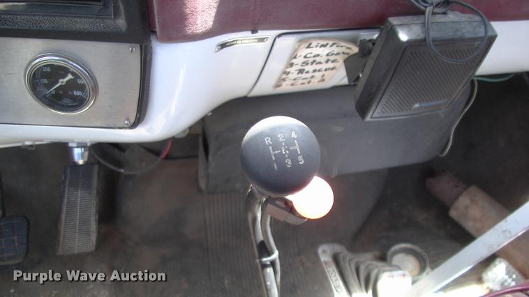 image for item DK9674 1980 GMC truck cab and chassis