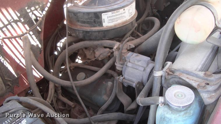 image for item DK9674 1980 GMC truck cab and chassis