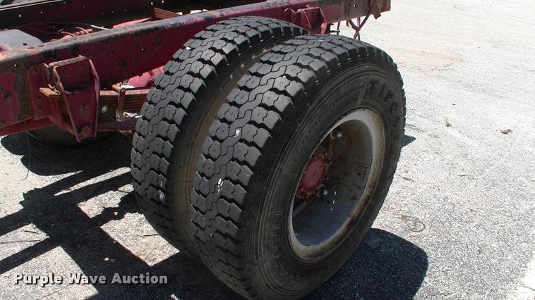 image for item DK9674 1980 GMC truck cab and chassis