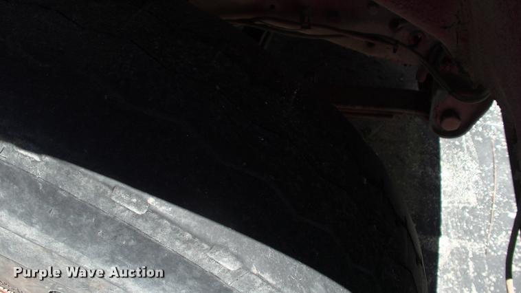 image for item DK9674 1980 GMC truck cab and chassis