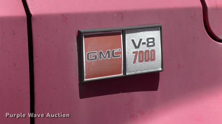 image for item DK9674 1980 GMC truck cab and chassis