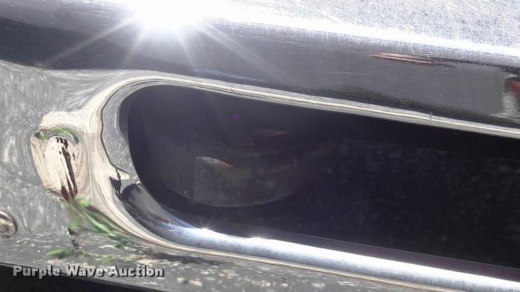 image for item DK9674 1980 GMC truck cab and chassis