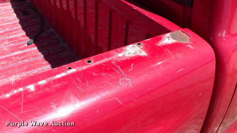 image for item DK9675 1998 Dodge Dakota flatbed pickup truck