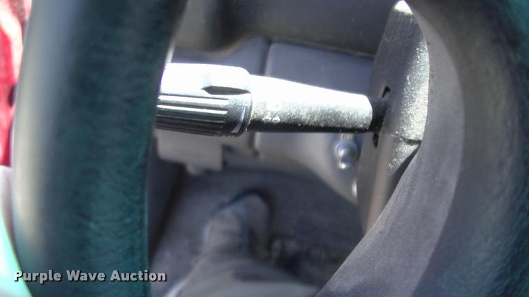 image for item DK9675 1998 Dodge Dakota flatbed pickup truck