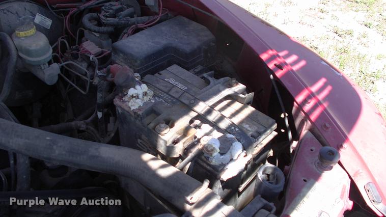 image for item DK9675 1998 Dodge Dakota flatbed pickup truck