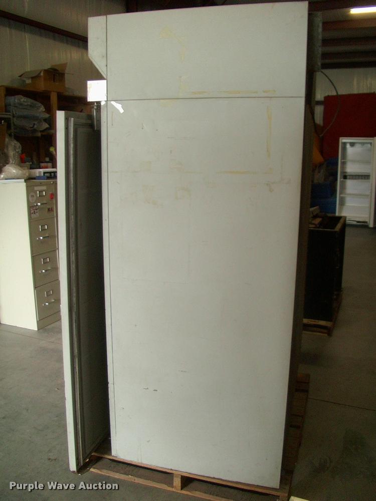 image for item DK9692 (3) freezers