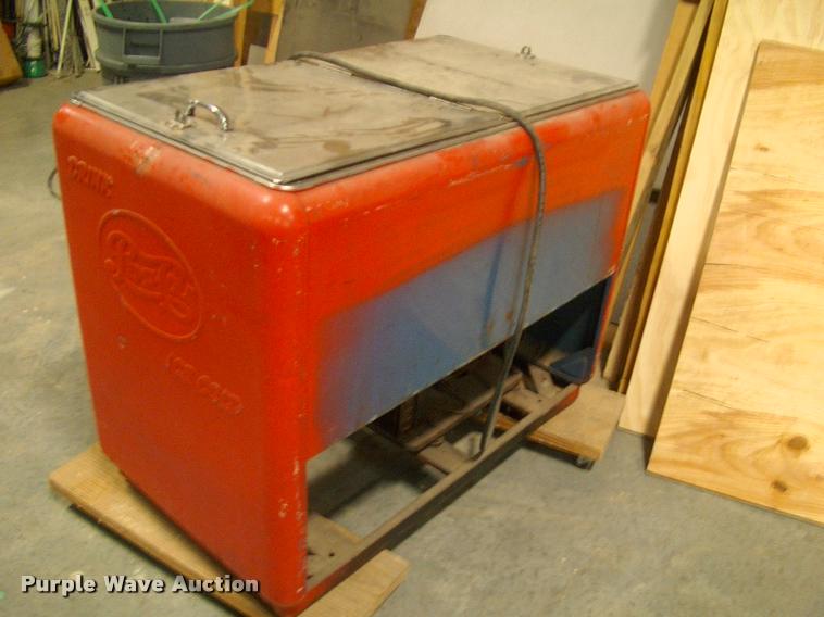 image for item DK9693 (2) Pepsi-Cola coolers