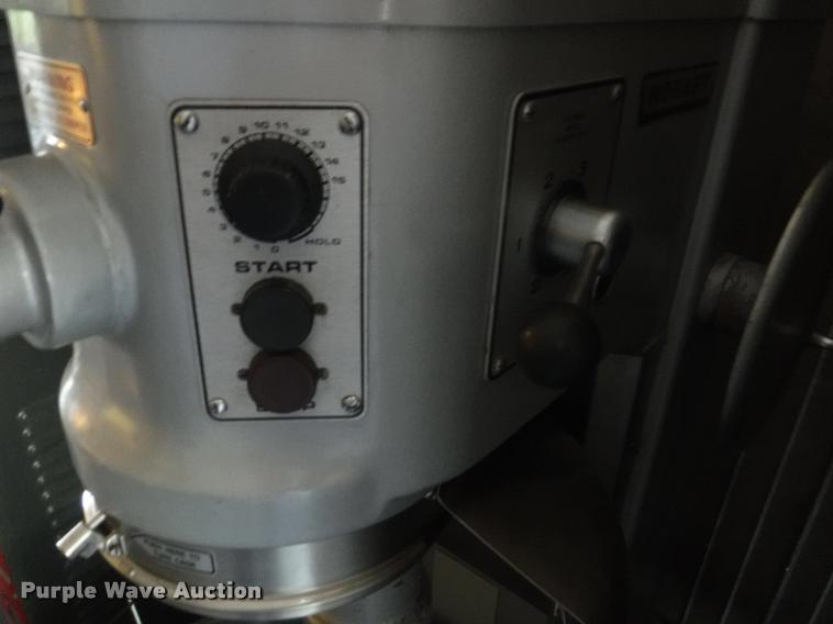image for item DL9587 Hobart H6001 mixer
