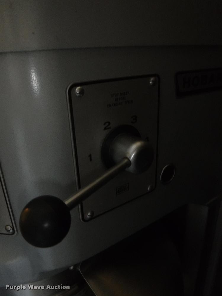 image for item DL9587 Hobart H6001 mixer