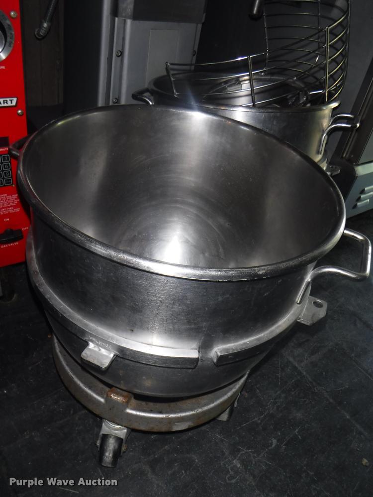 image for item DL9587 Hobart H6001 mixer