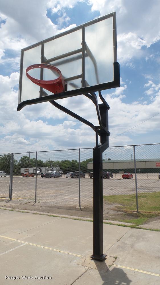 image for item DO9658 Basketball goal