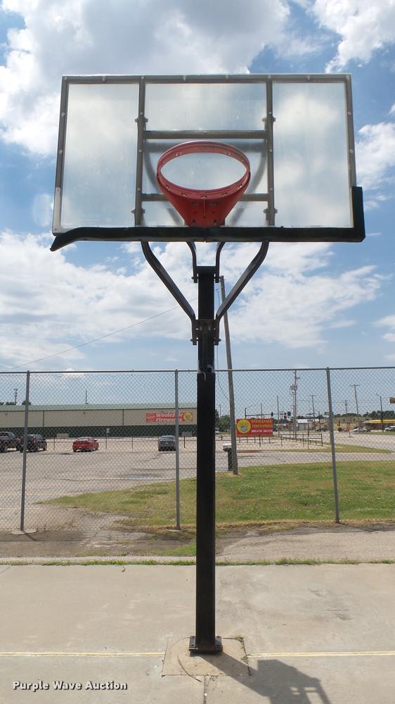 image for item DO9658 Basketball goal