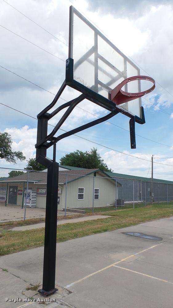 image for item DO9659 Basketball goal