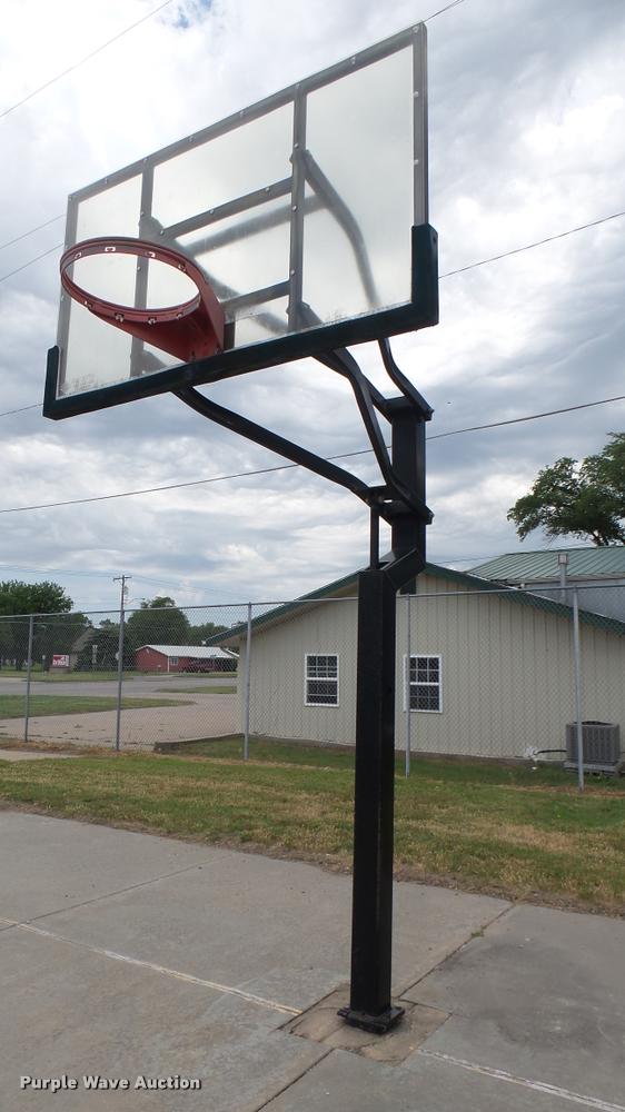 image for item DO9660 Basketball goal