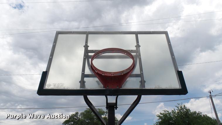 image for item DO9660 Basketball goal