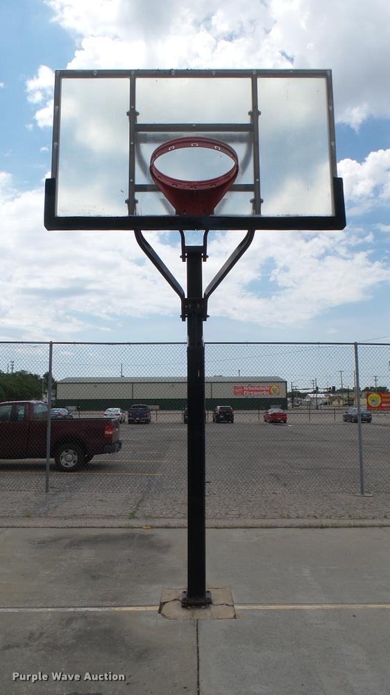 image for item DO9661 Basketball goal