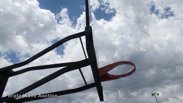 image for item DO9661 Basketball goal