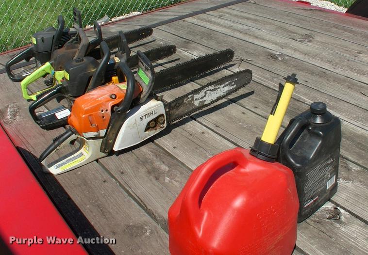 image for item DP9262 (4) chainsaws