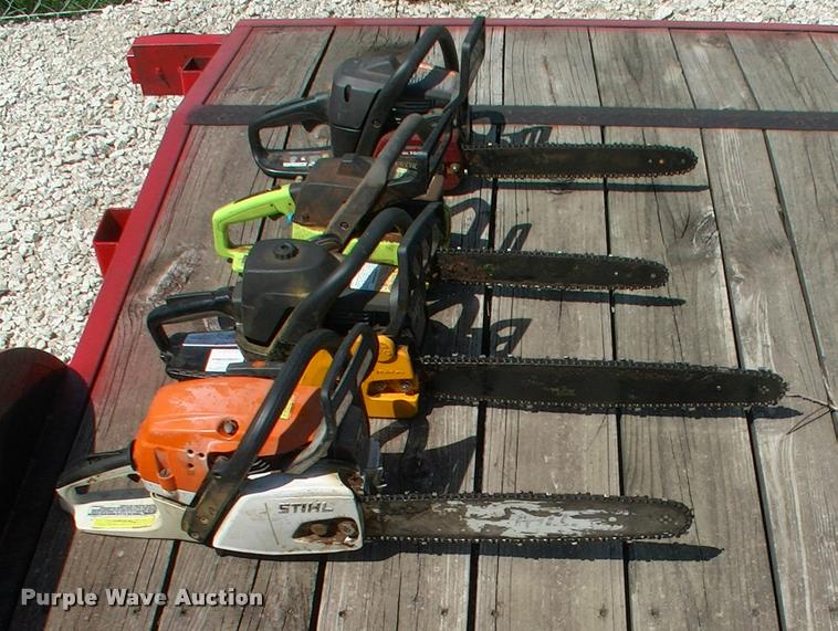 image for item DP9262 (4) chainsaws
