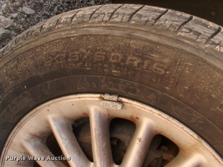 image for item DP9263 2000 Chrysler Town & Country LX van