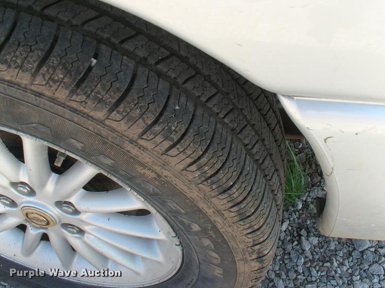 image for item DP9263 2000 Chrysler Town & Country LX van