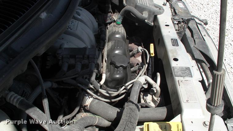 image for item DP9263 2000 Chrysler Town & Country LX van