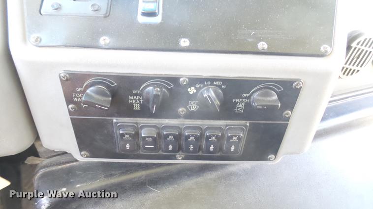 image for item DQ9184 2004 Blue Bird All American school bus