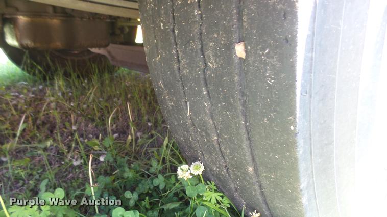 image for item DQ9184 2004 Blue Bird All American school bus