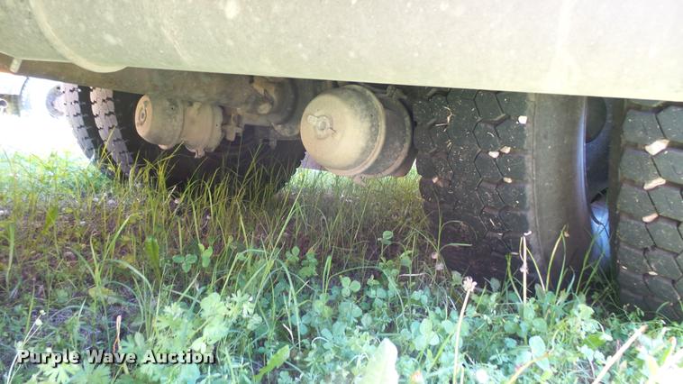 image for item DQ9184 2004 Blue Bird All American school bus