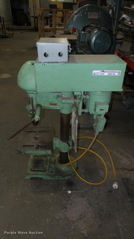 Delta DP220 drill press in Wichita, KS Item DR9736 sold Purple Wave