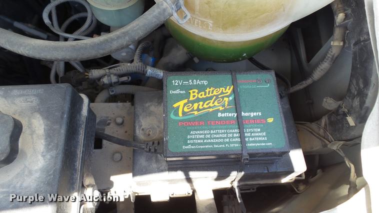 image for item J2501 1998 Ford Econoline E350 shuttle bus