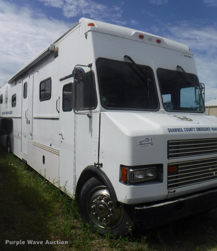 image for item K5965 1992 International 1652-SC TERV RV