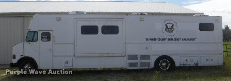 image for item K5965 1992 International 1652-SC TERV RV