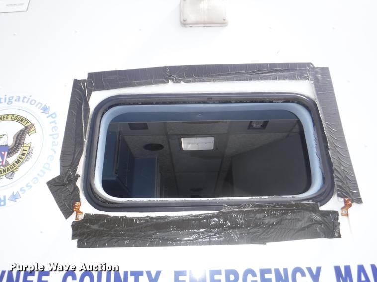 image for item K5965 1992 International 1652-SC TERV RV