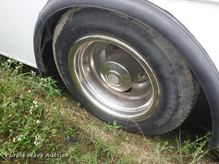 image for item K5965 1992 International 1652-SC TERV RV