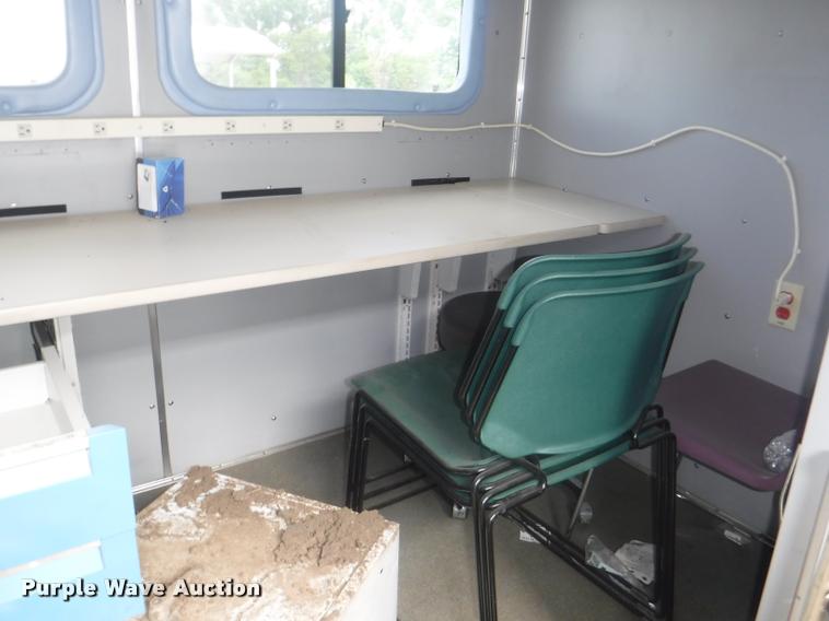 image for item K5965 1992 International 1652-SC TERV RV