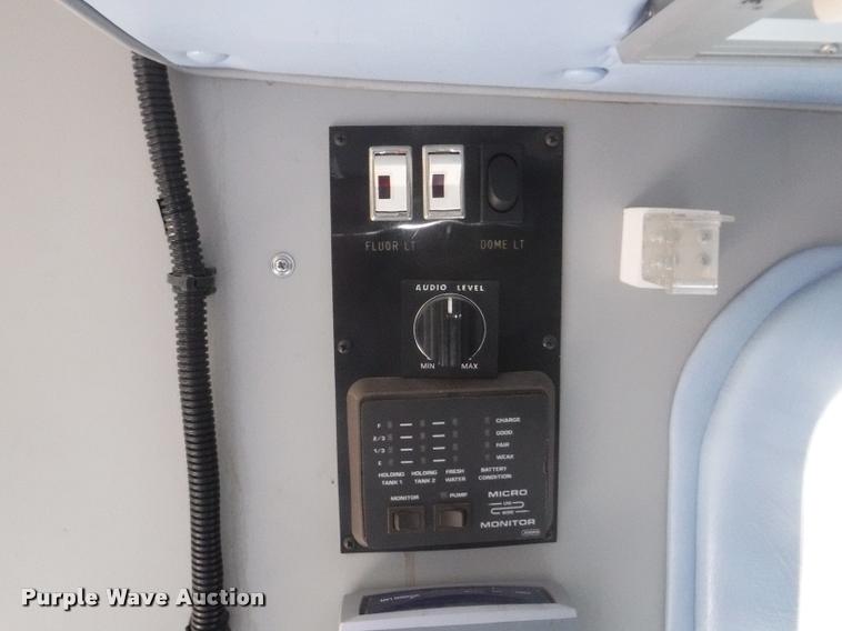 image for item K5965 1992 International 1652-SC TERV RV