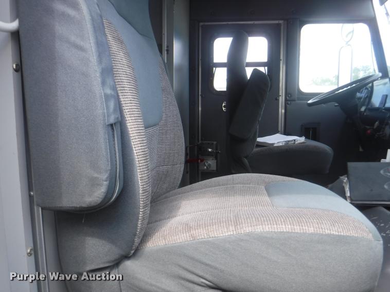 image for item K5965 1992 International 1652-SC TERV RV