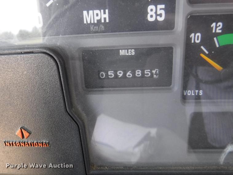 image for item K5965 1992 International 1652-SC TERV RV