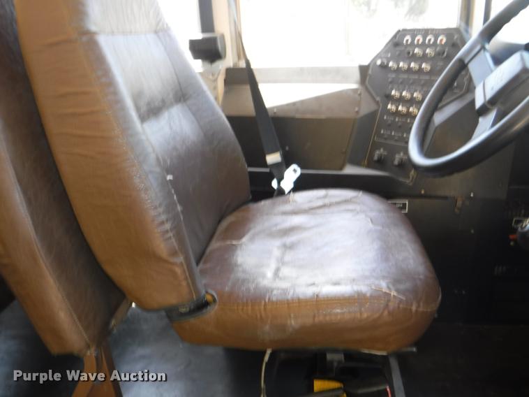 image for item K5970 1998 Chevrolet Blue Bird school bus