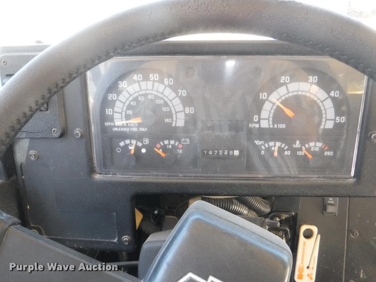 image for item K5970 1998 Chevrolet Blue Bird school bus