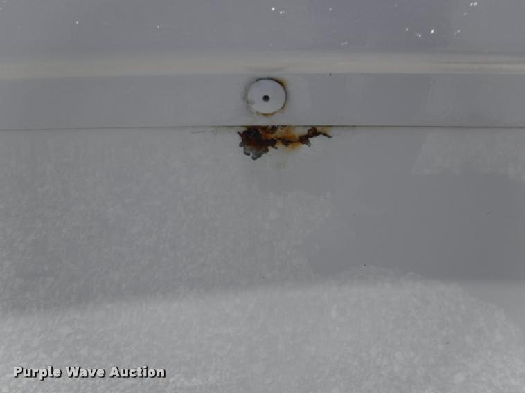 image for item K5971 2009 Ford E450 Super Duty shuttle bus