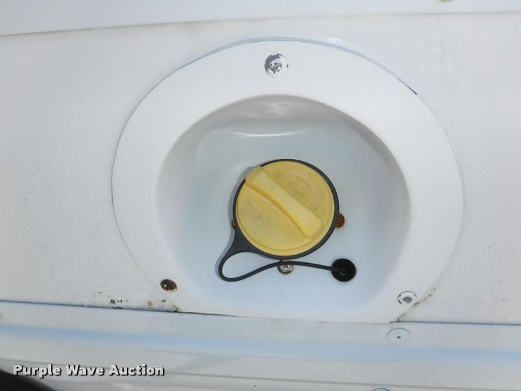 image for item K5971 2009 Ford E450 Super Duty shuttle bus