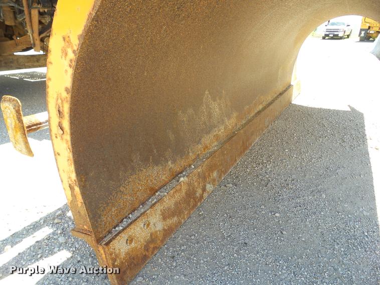 image for item L5601 2004 Freightliner M2106 dump truck