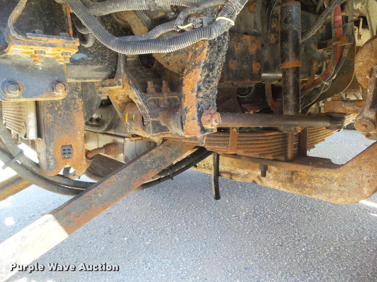 image for item L5601 2004 Freightliner M2106 dump truck