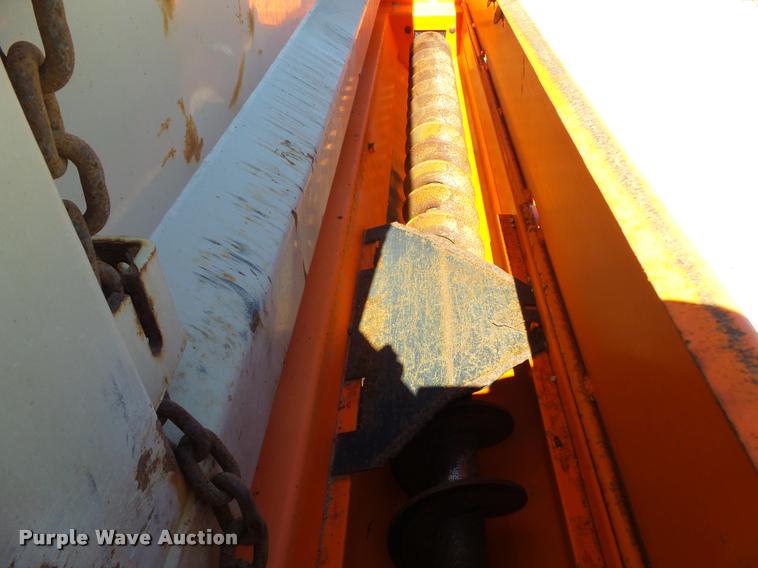 image for item L5601 2004 Freightliner M2106 dump truck